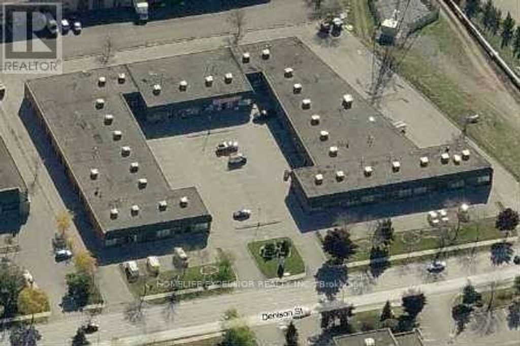 19 - 825 Denison Street, Markham (milliken Mills West)
