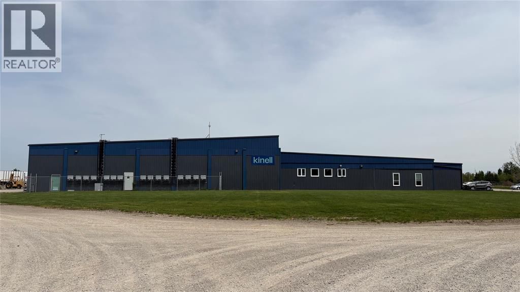 260 Centre Street, Petrolia