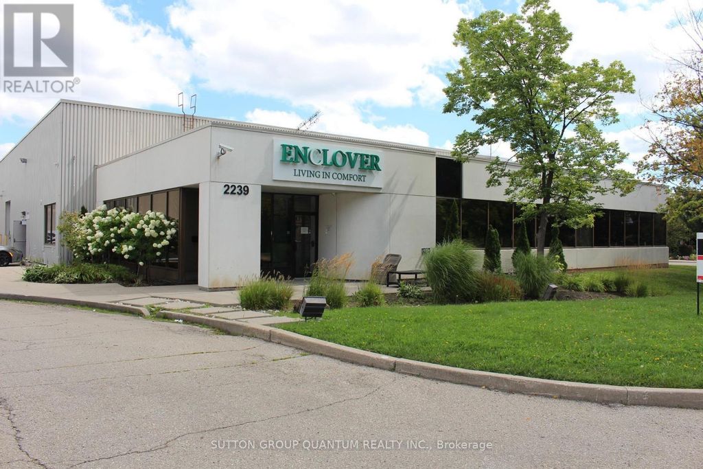 2239 Winston Park Drive, Oakville (wp Winston Park)