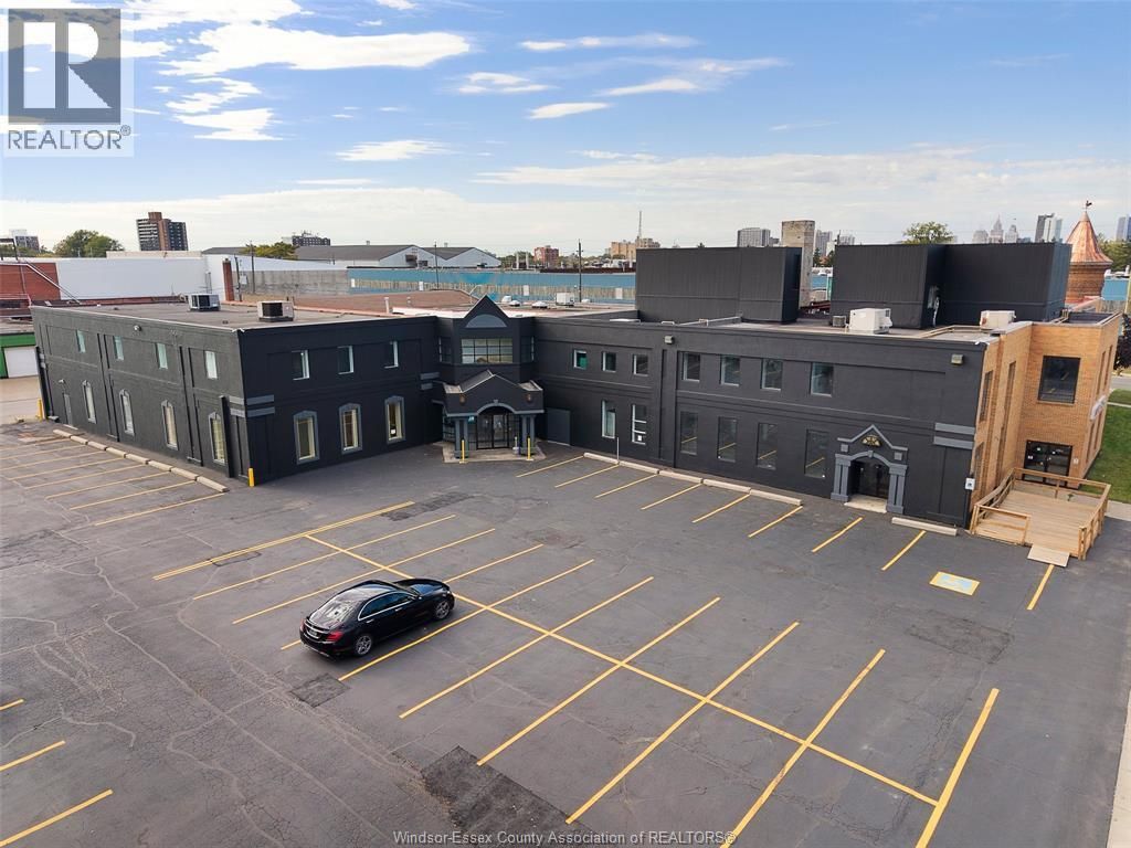 1501 Howard Avenue Unit# 201c, Windsor