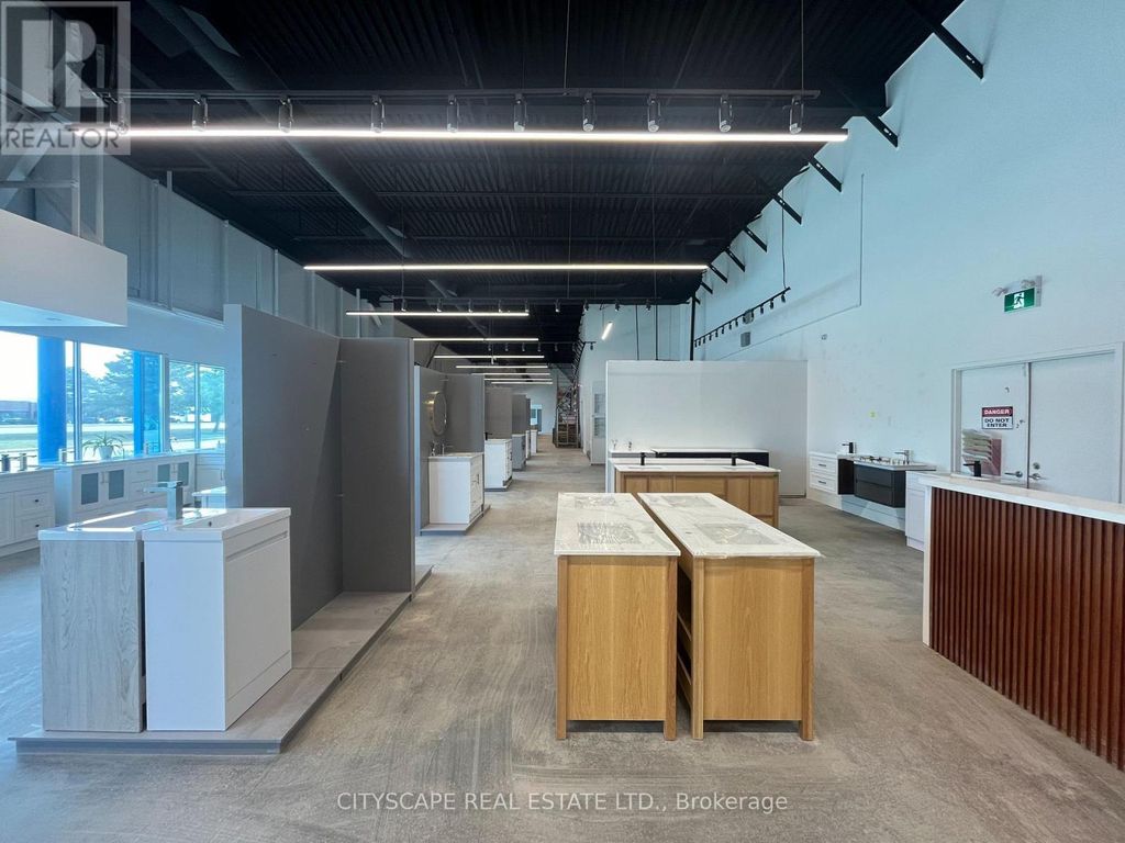 4 & 4a - 6150 Dixie Road, Mississauga (northeast)