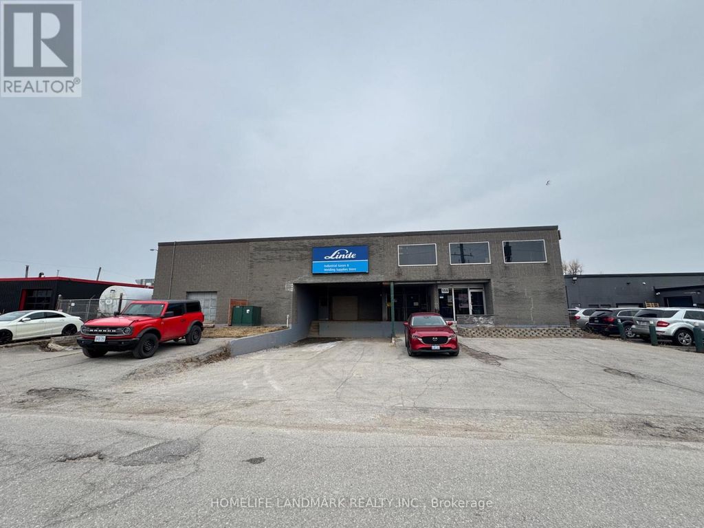 156 John Street, Barrie (lakeshore)