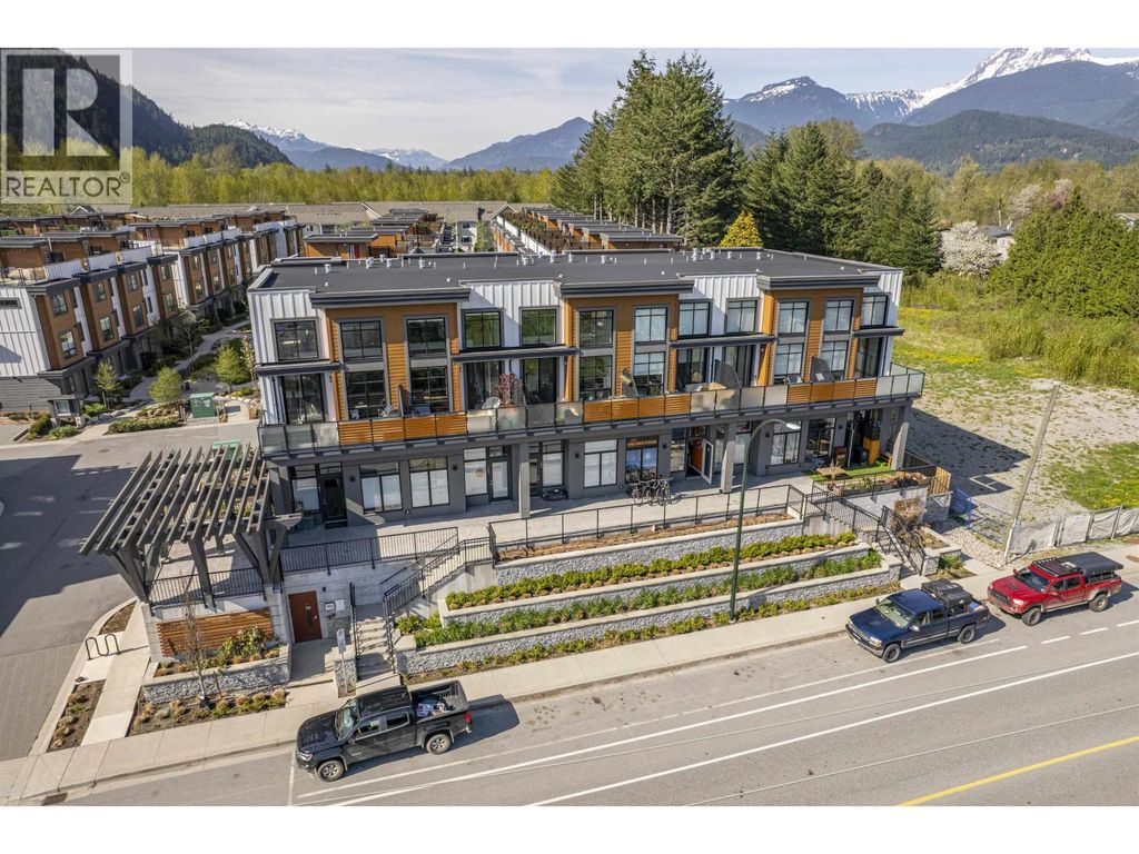 105 39767 Government Road, Squamish