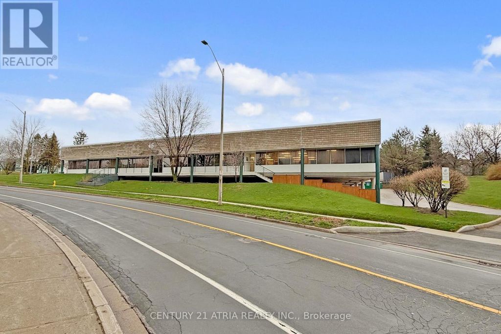45 Mcintosh Drive, Markham (buttonville)