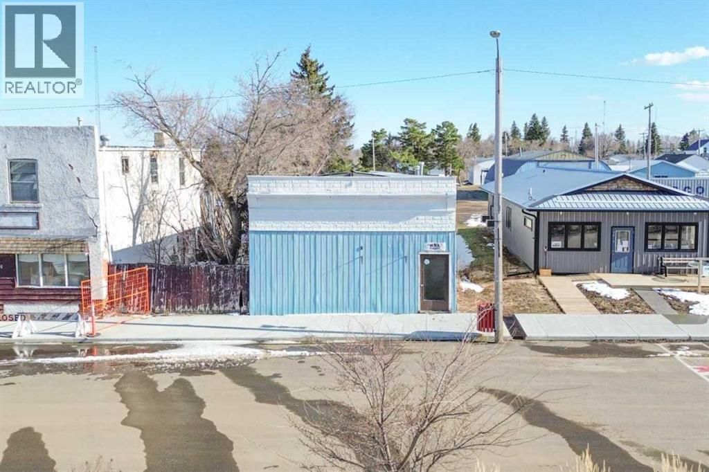 5015 Main Street, Donalda