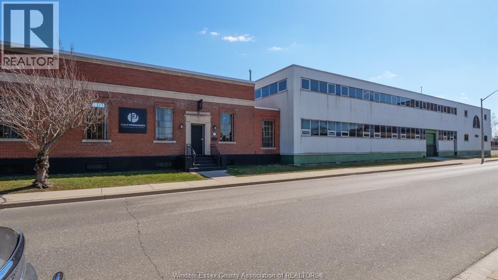 980 Mcdougall, Windsor