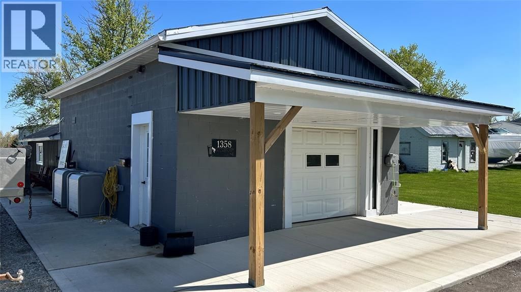 1358 Wilkesport Line, St Clair