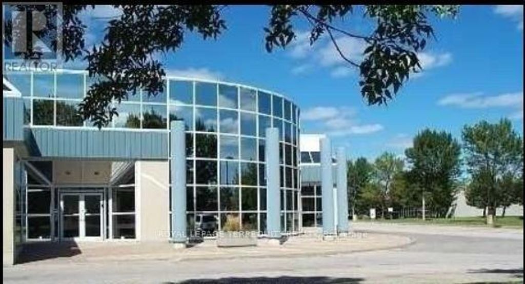 7 - 60 Granton Drive, Richmond Hill (beaver Creek Business Park)