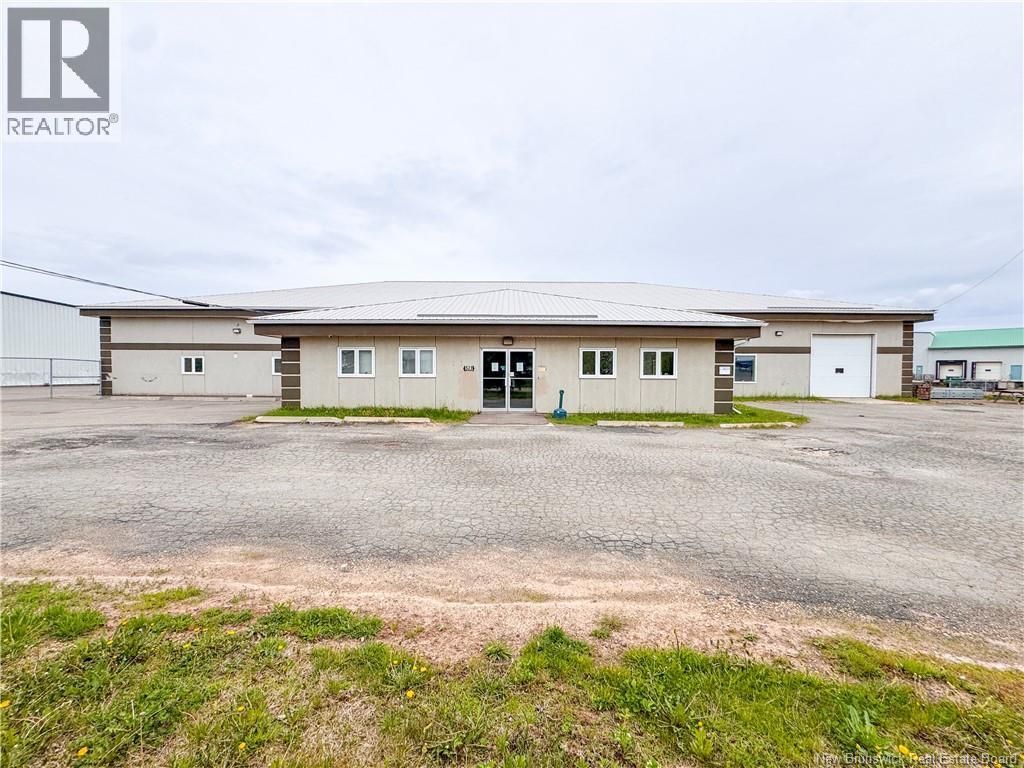 511 Ferdinand Boulevard, Dieppe