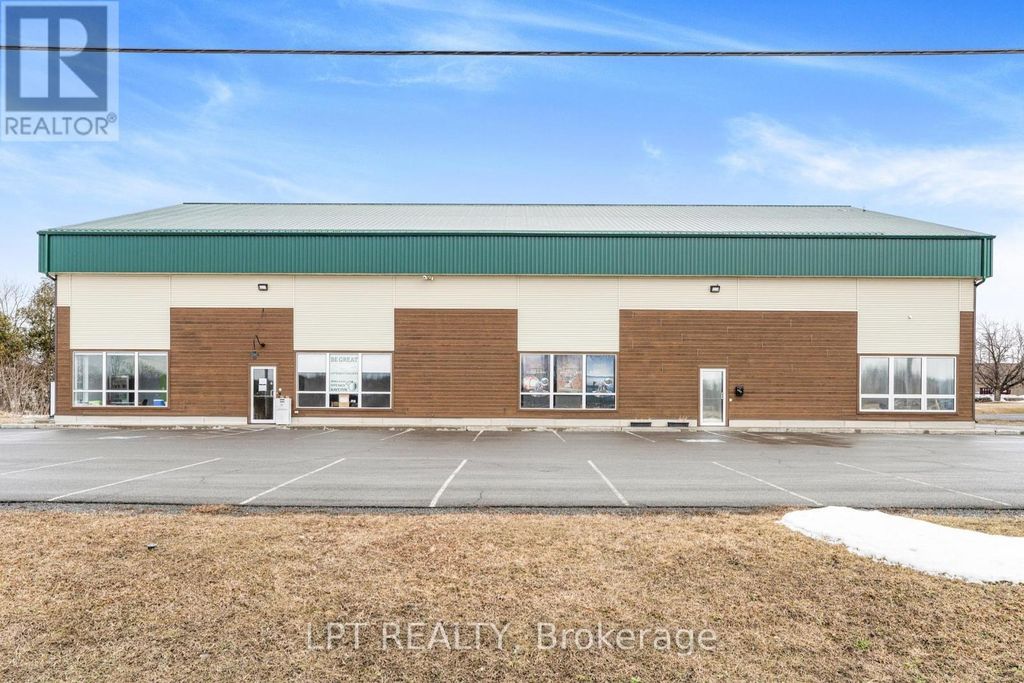 299 Industrial Boulevard, North Glengarry