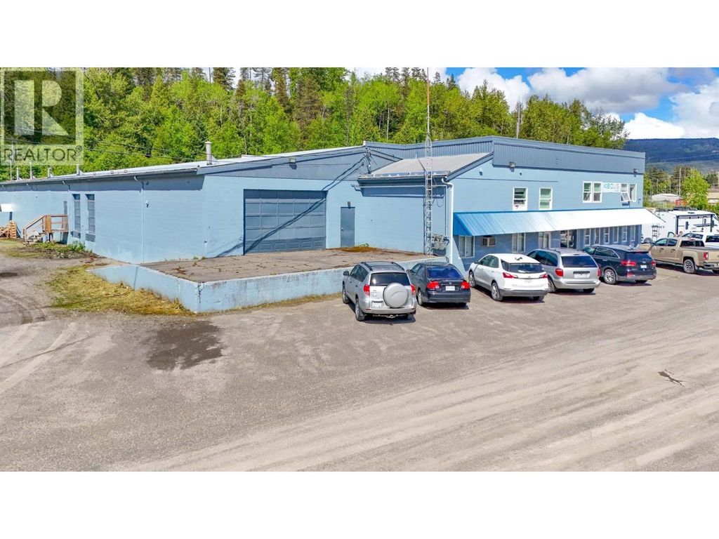 Unit C 5130 Park Avenue, Terrace