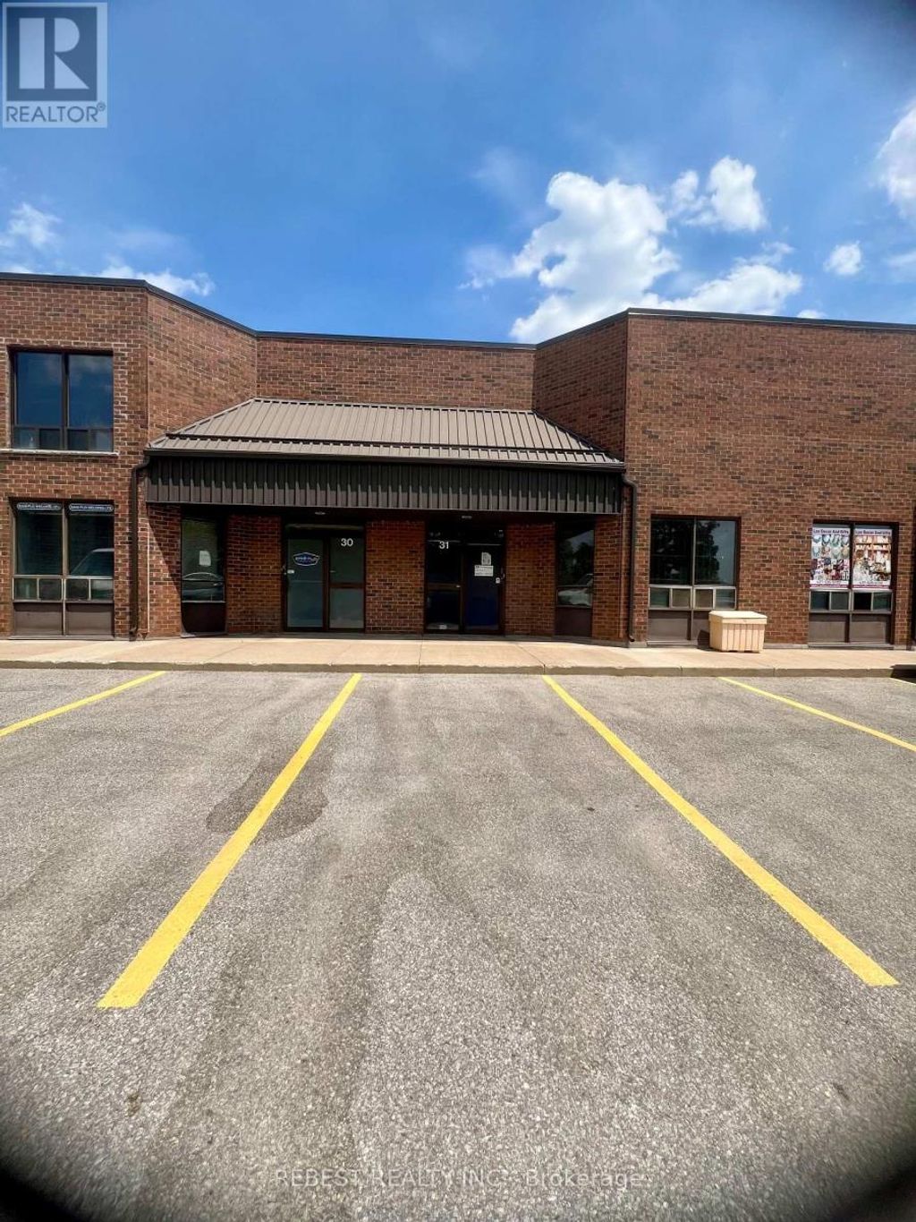 31 - 8560 Torbram Road, Brampton (southgate)