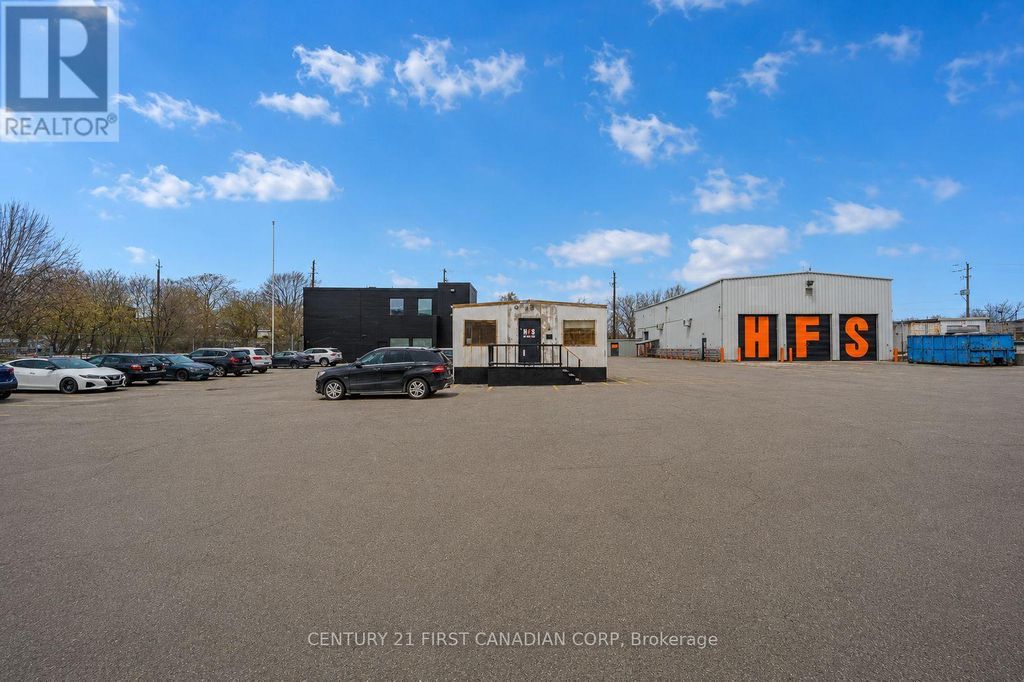 Unit A - 400 Wellington Street N, Hamilton (industrial Sector)