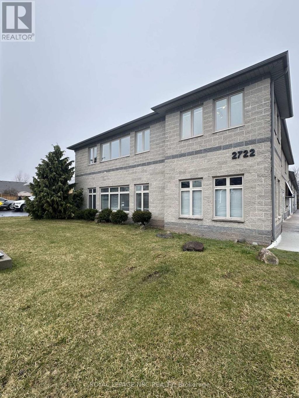 1 - 2722 Saint Paul Avenue, Niagara Falls (church's Lane)