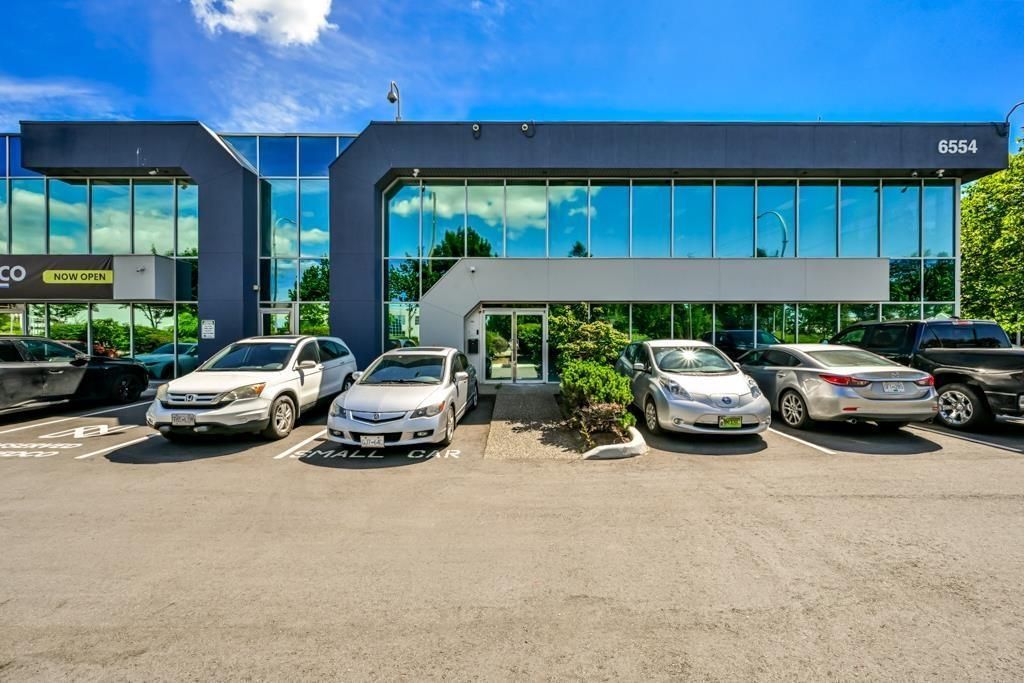 101 6554 176 Street, Surrey
