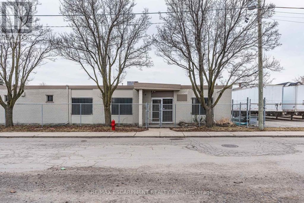 18 Linden Street, Hamilton (crown Point)