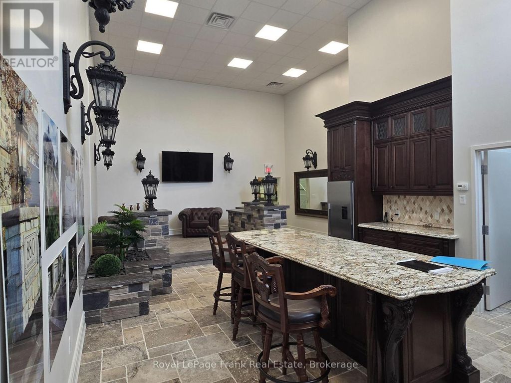 A2 - 1472 Thornton Road N, Oshawa (northwood)
