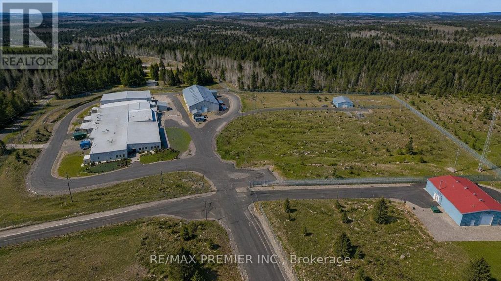 2n Watabeag Road, Kirkland Lake