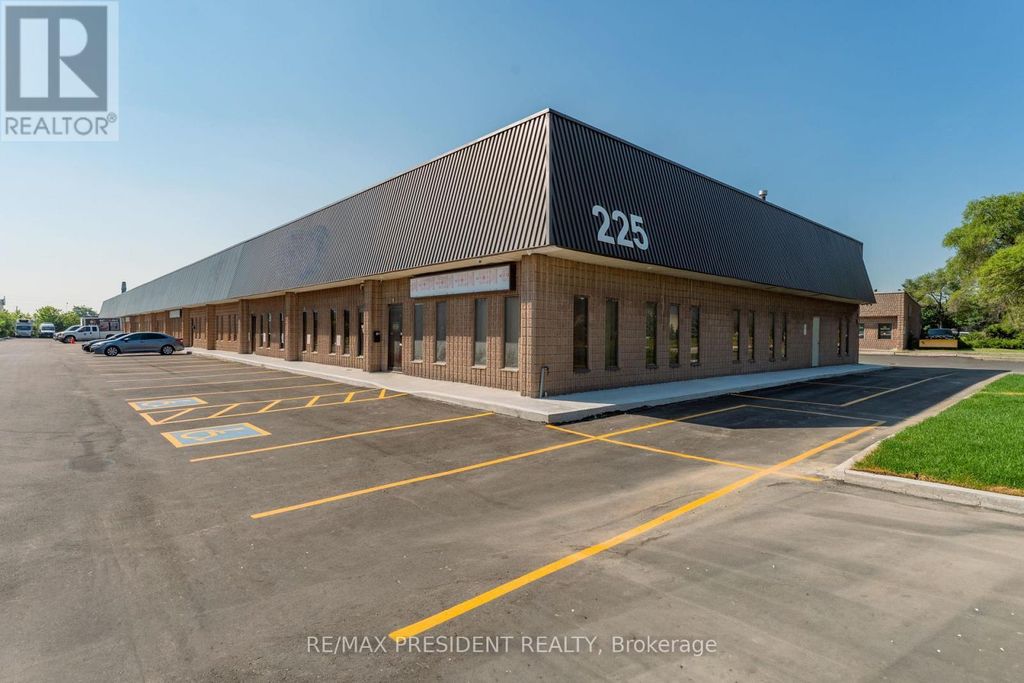 4 & 5 - 225 Advance Boulevard, Brampton (steeles Industrial)
