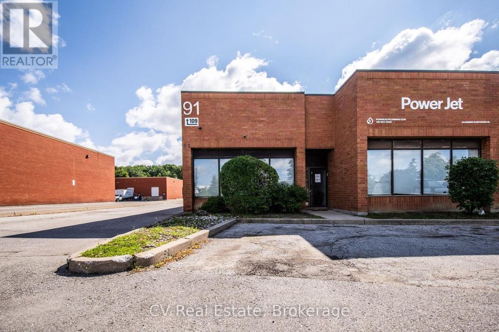 12 - 91 Fernstaff Court, Vaughan (concord)