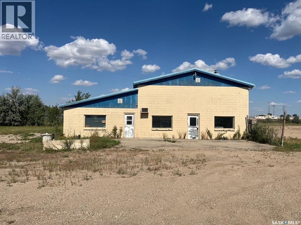 81 Highway, Estevan