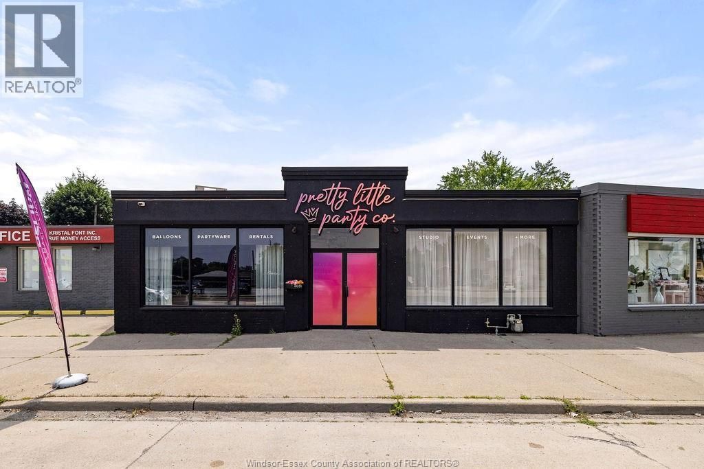 8031 Wyandotte Street East, Windsor