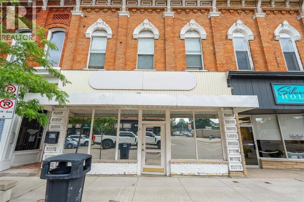 7 Main Street West, Ridgetown