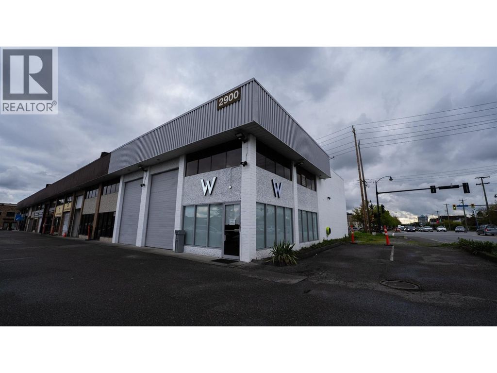 1,2,3 2900 Smith Street, Richmond