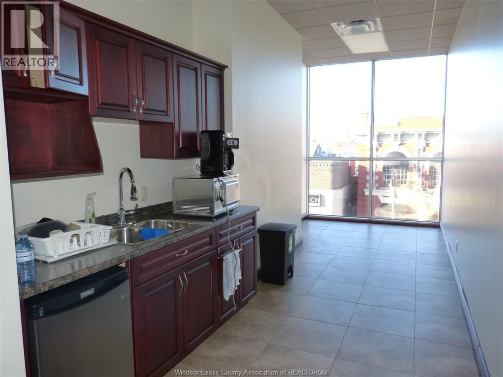 22 Talbot West Unit# 2nd Level, Leamington