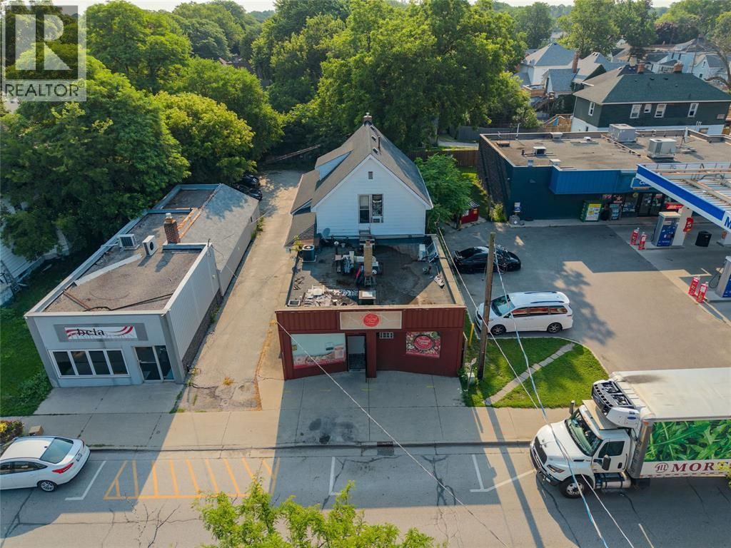 142/ 144 Mitton Street, Sarnia