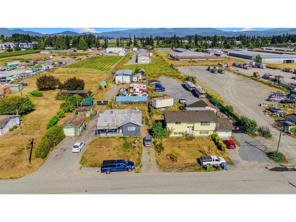 1850 Queen Street, Abbotsford