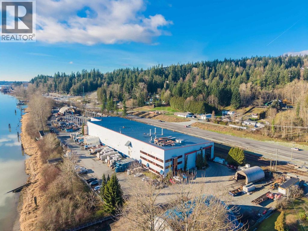 27222 Lougheed Highway, Maple Ridge