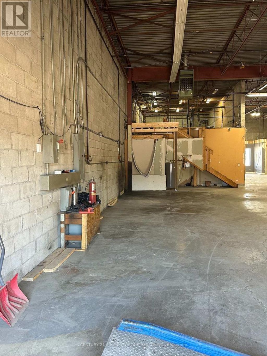 54 - 173 Advance Boulevard, Brampton (steeles Industrial)