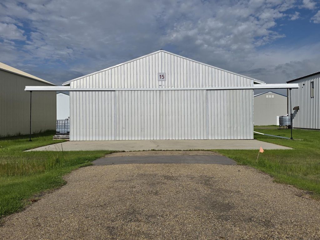 Hangar 15, 55072 Range Road 214, Josephburg