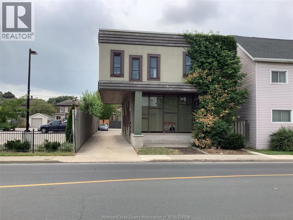 821 Walker Road, Windsor