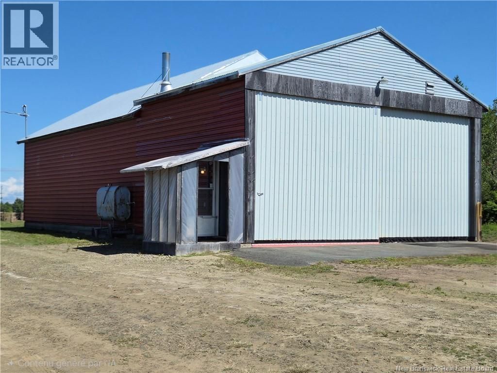 17 Capitaine, Caraquet