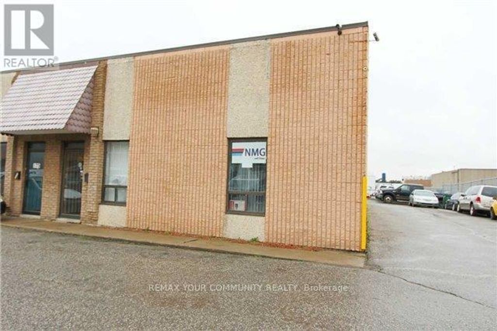 177 Limestone Crescent, Toronto (york University Heights)