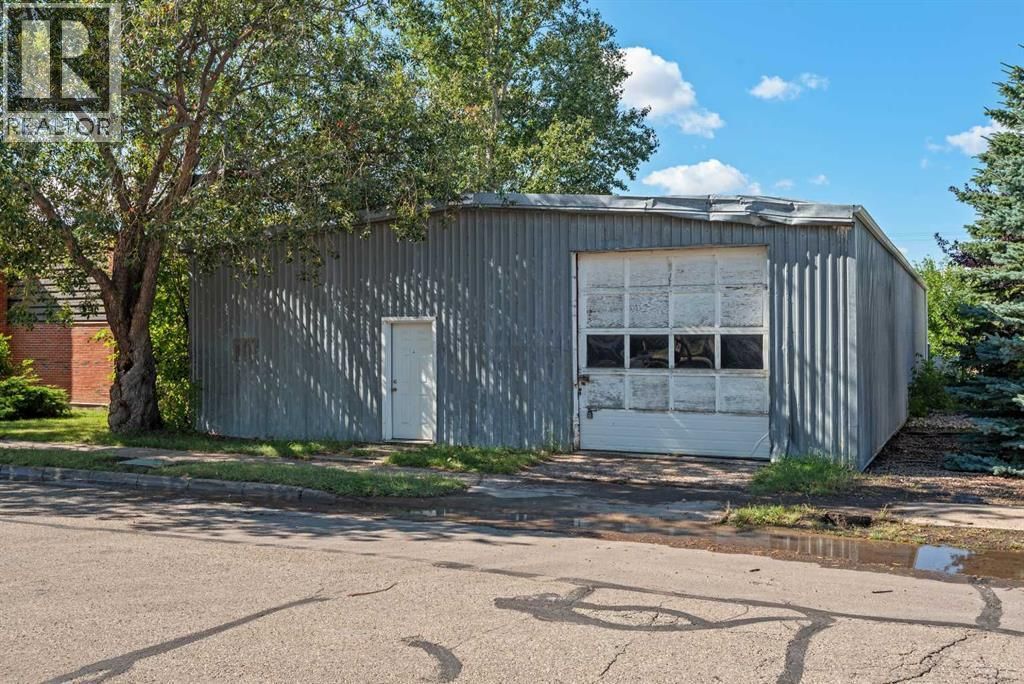 125 2 Avenue Se, Three Hills
