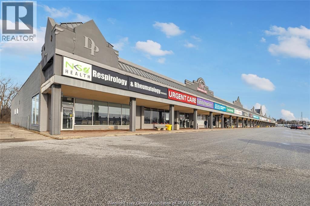 2469 Dougall, Windsor