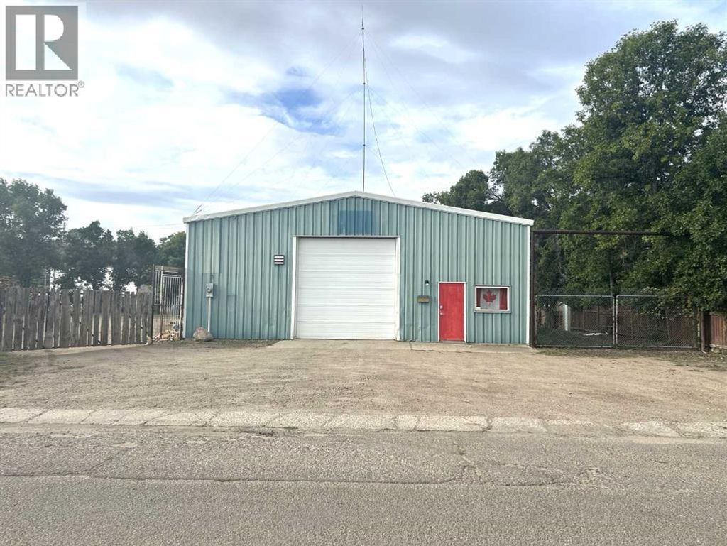 1061 Factory Street Se, Medicine Hat