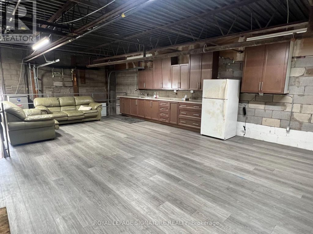 23 - 7171 Torbram Road, Mississauga (northeast)
