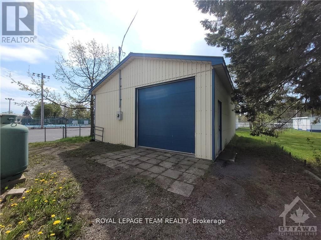 3 - 561 St-philippe Street, Alfred And Plantagenet