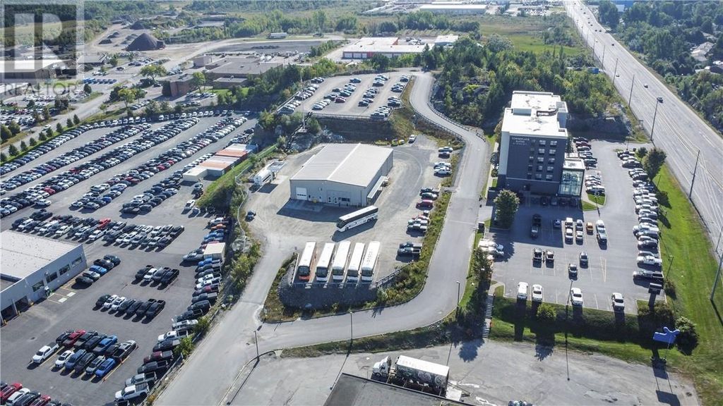 210 Falconbridge Road, Sudbury