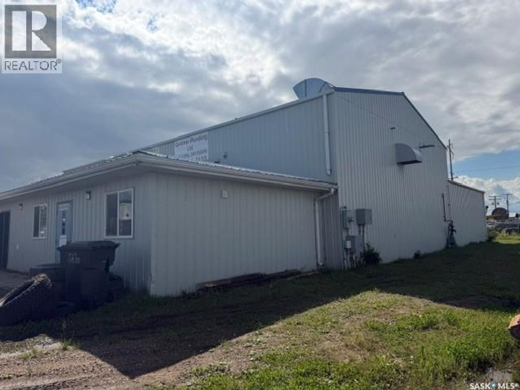 9 Commercial Crescent, Meadow Lake