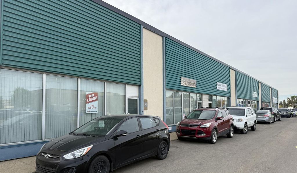 21 Airport Road, Edmonton