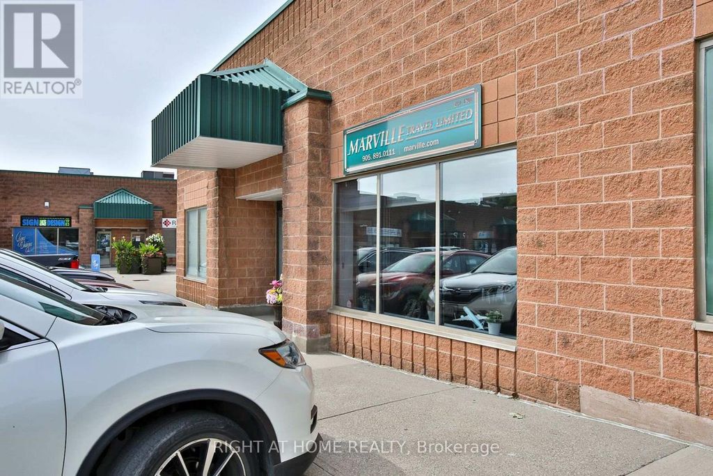 7 - 360 Revus Avenue, Mississauga (lakeview)