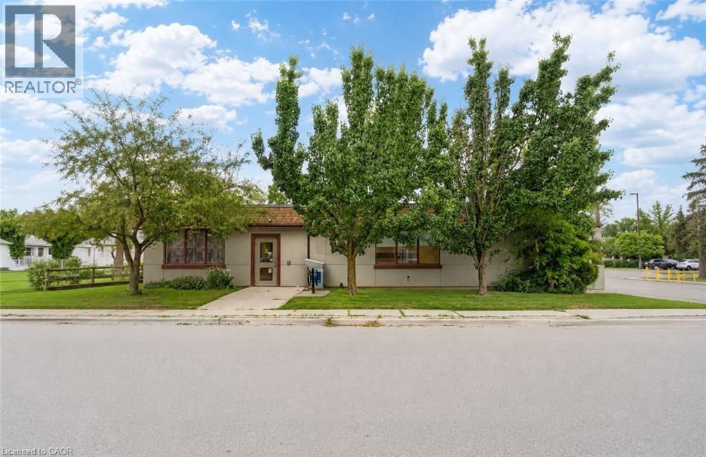 13 Alma Street N, Hagersville
