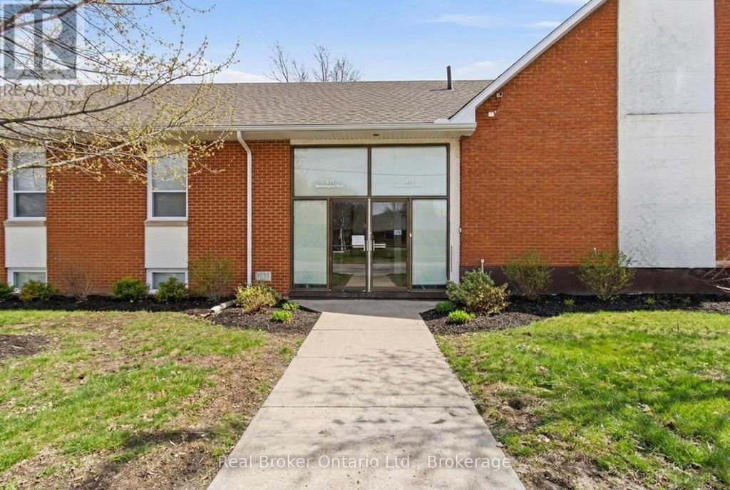 211 Birmingham Street W, Wellington North (mount Forest)