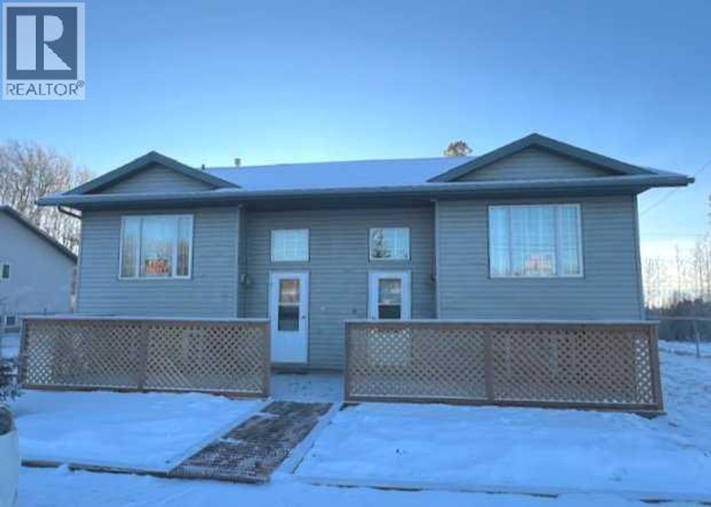 7a & 7b Pembina Road, Rainbow Lake