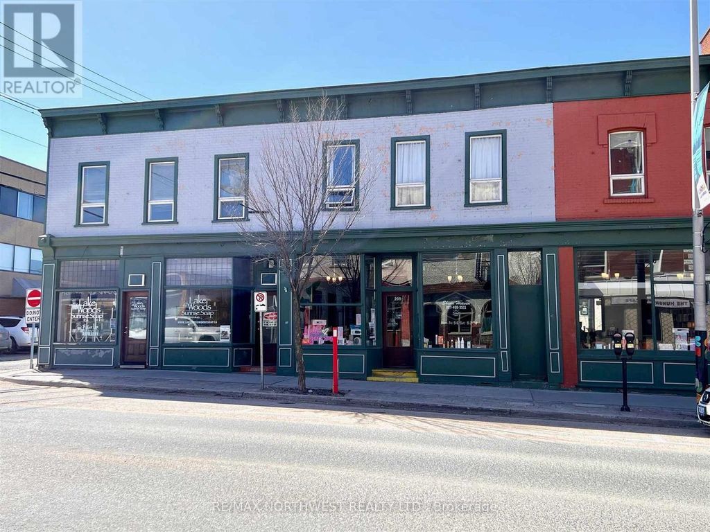 209 Second Street, Kenora (downtown)